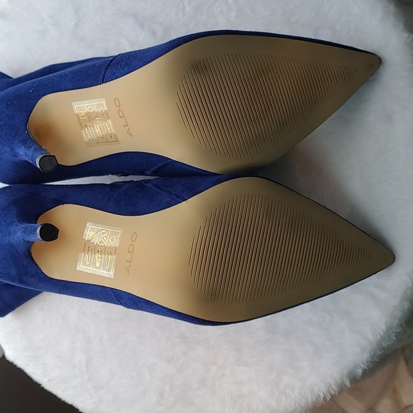 Aldo Women's Suede Boots with Protective Spray. - Picture 7 of 8